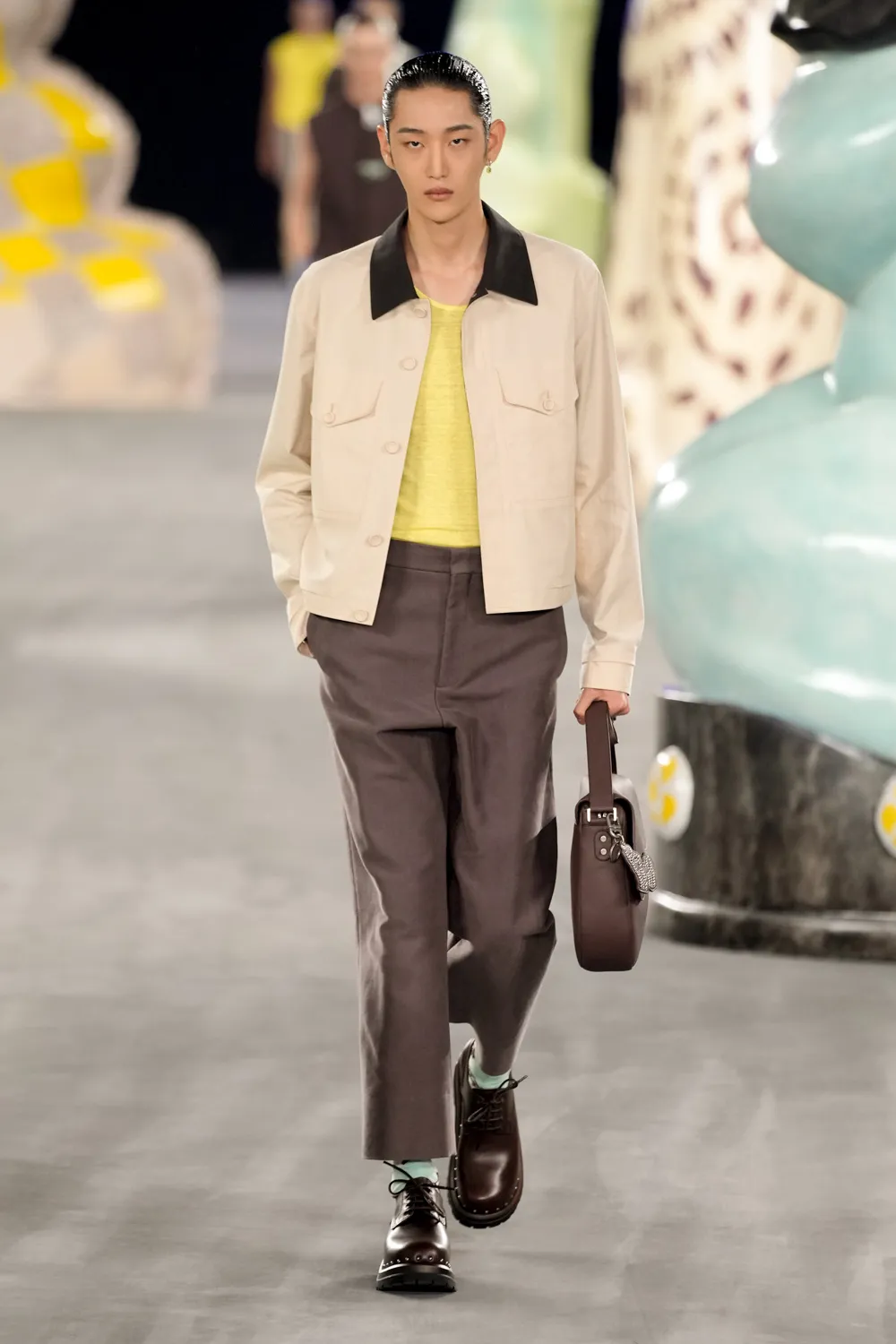 ディオール メンズ 2025 春夏 Runway 雑誌(9)