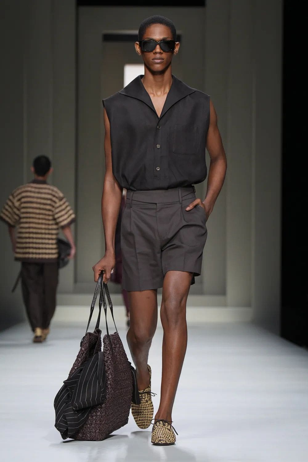 Dolce Gabbana Primavera Verão 2025 Moda Masculina Runway Revista (18)