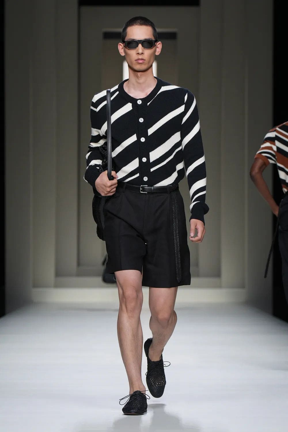 Dolce Gabbana Primavera Verão 2025 Moda Masculina Runway Revista (24)