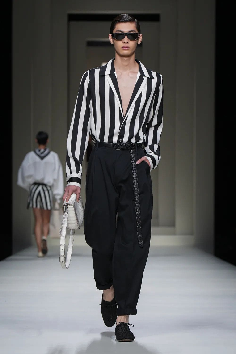 Dolce Gabbana Primavera Verão 2025 Moda Masculina Runway Revista (36)