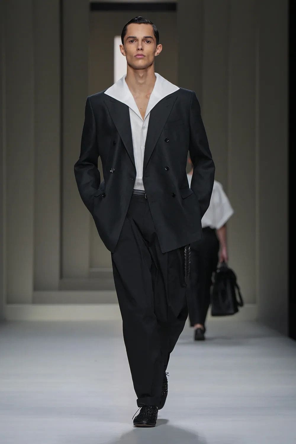 Dolce Gabbana Primavera Verão 2025 Moda Masculina Runway Revista (59)