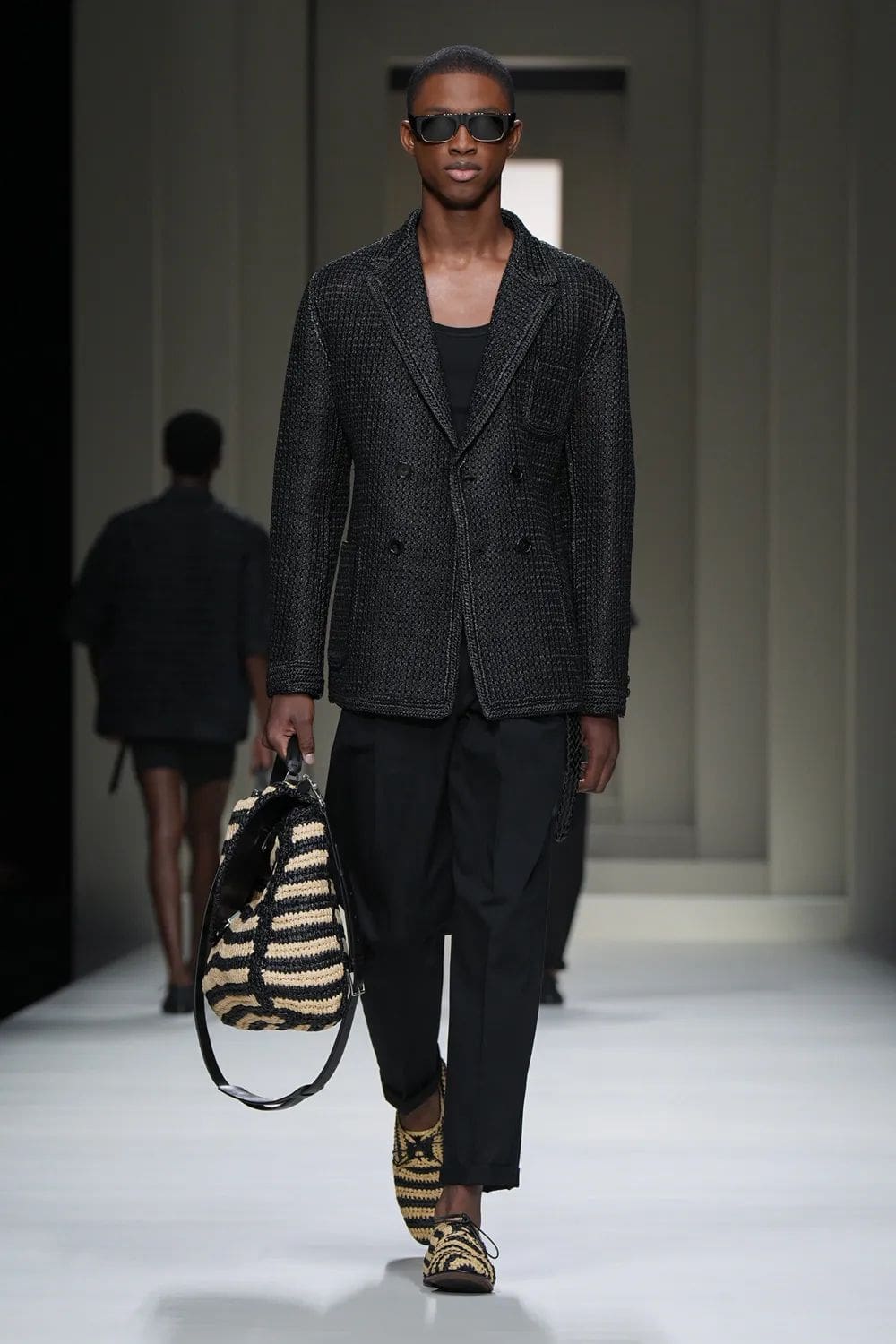 Dolce Gabbana Primavera Verão 2025 Moda Masculina Runway Revista (6)