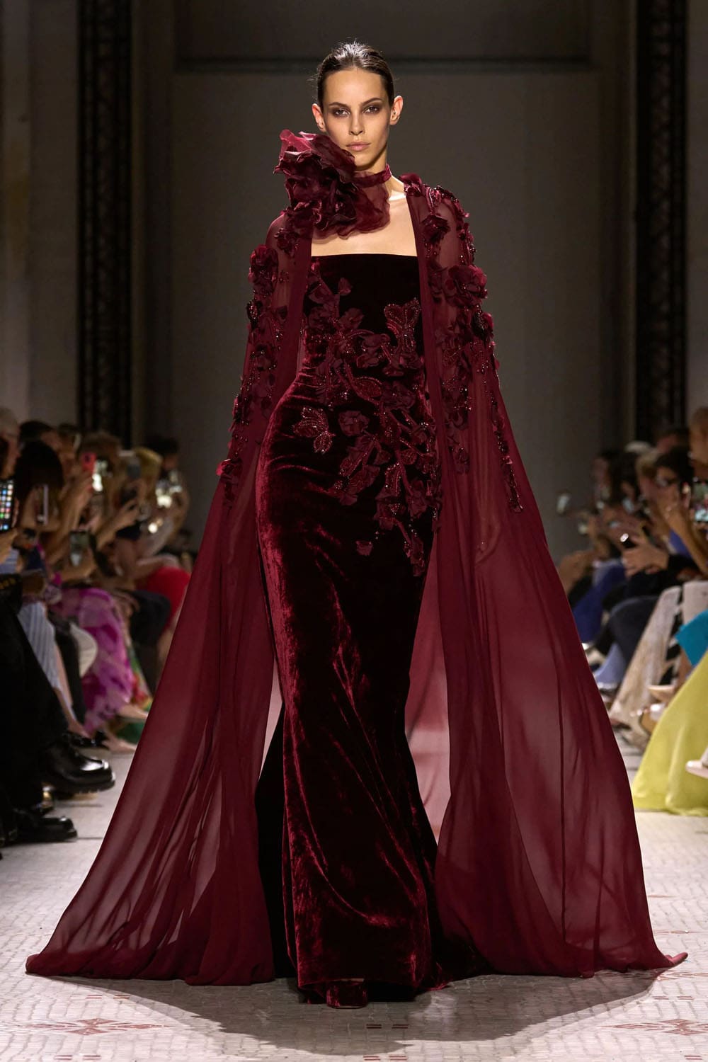 Elie Saab Alta Costura Otoño Invierno 2024 25 Runway Revista (21)