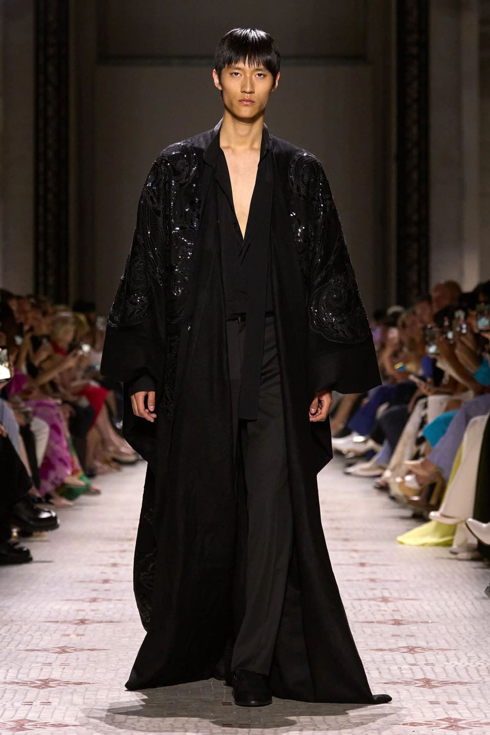 Elie Saab Alta Costura Otoño Invierno 2024 25 Runway Revista (24)