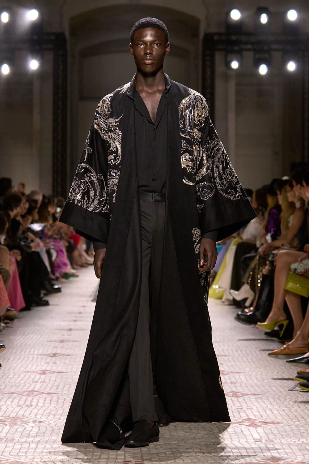Elie Saab Alta Costura Otoño Invierno 2024 25 Runway Revista (35)
