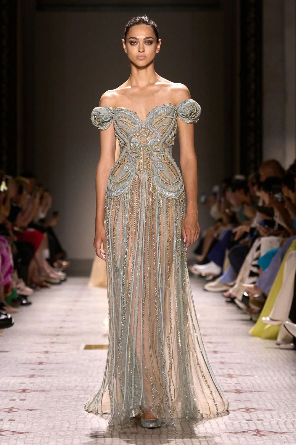 Elie Saab Alta Costura Otoño Invierno 2024 25 Runway Revista (50)