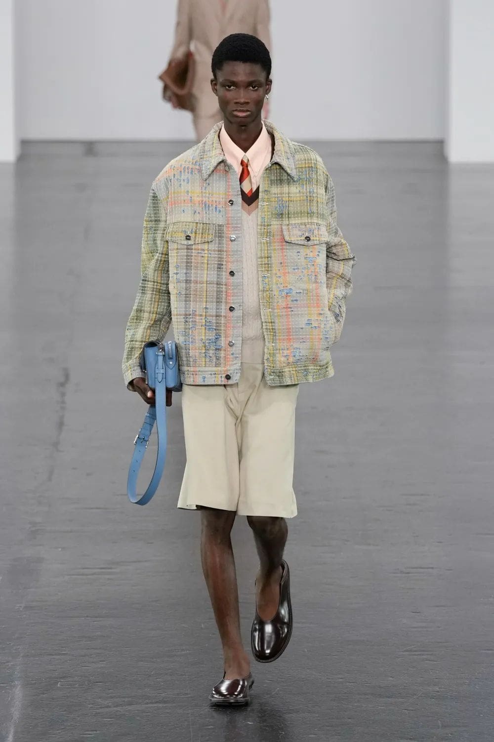Fendi Moda masculina Primavera Verano 2025 Runway Revista (10)