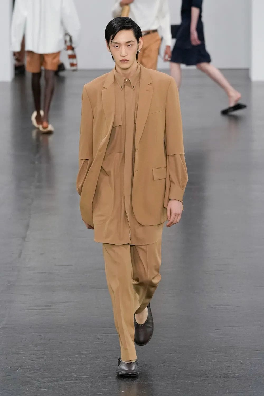 Fendi Moda masculina Primavera Verano 2025 Runway Revista (32)