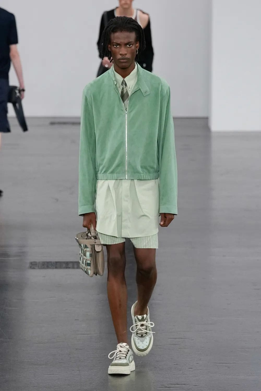 Fendi Moda masculina Primavera Verano 2025 Runway Revista (38)