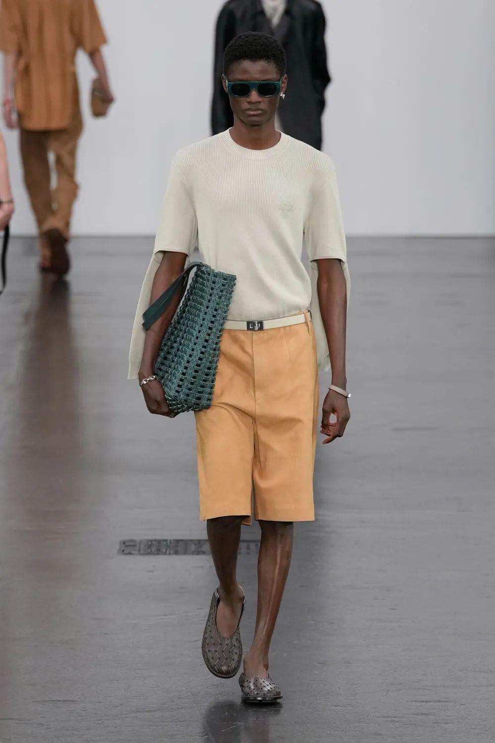Fendi Moda masculina Primavera Verano 2025 Runway Revista (46)