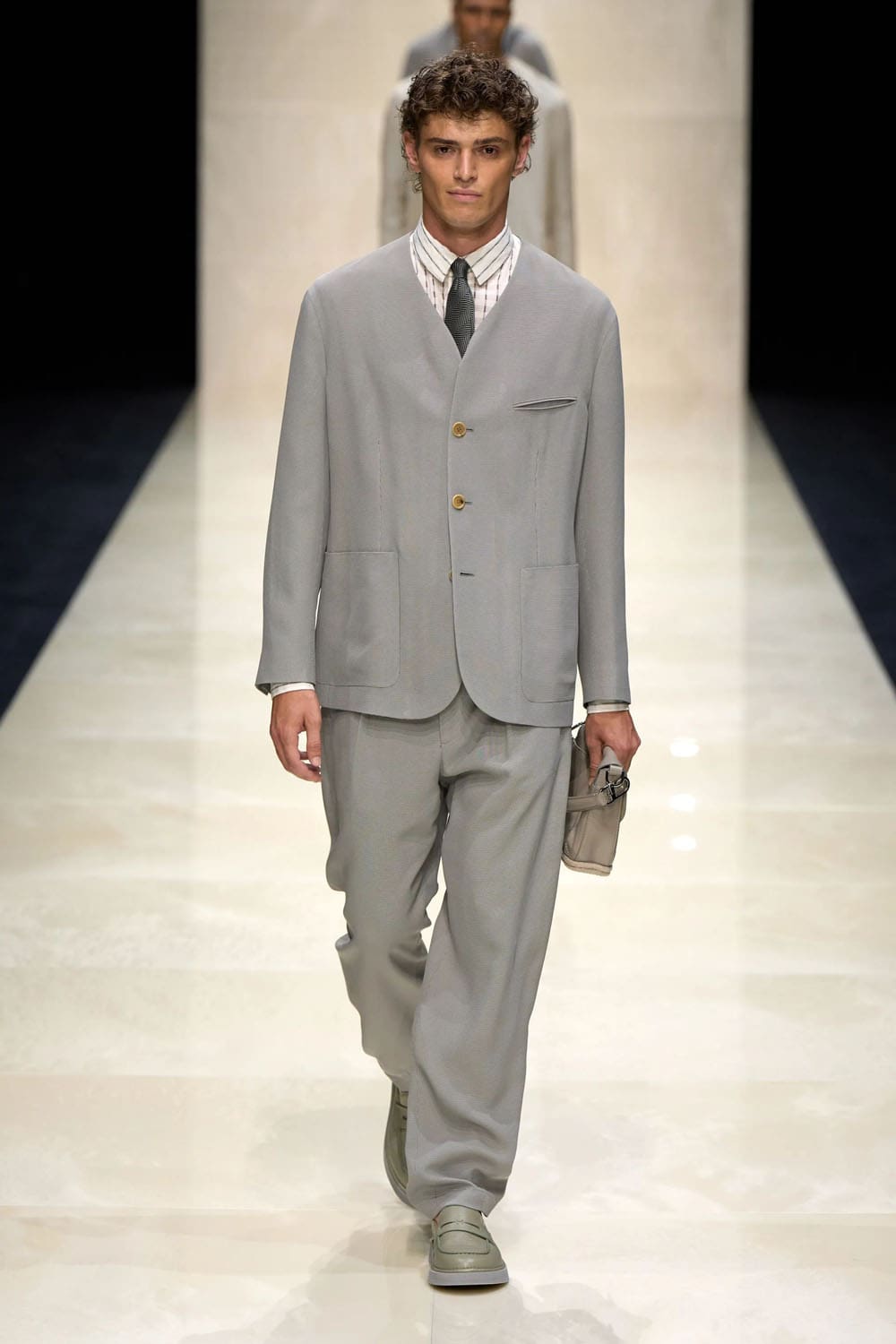 Giorgio Armani Men Spring Summer 2025 Runway Magazine (10)