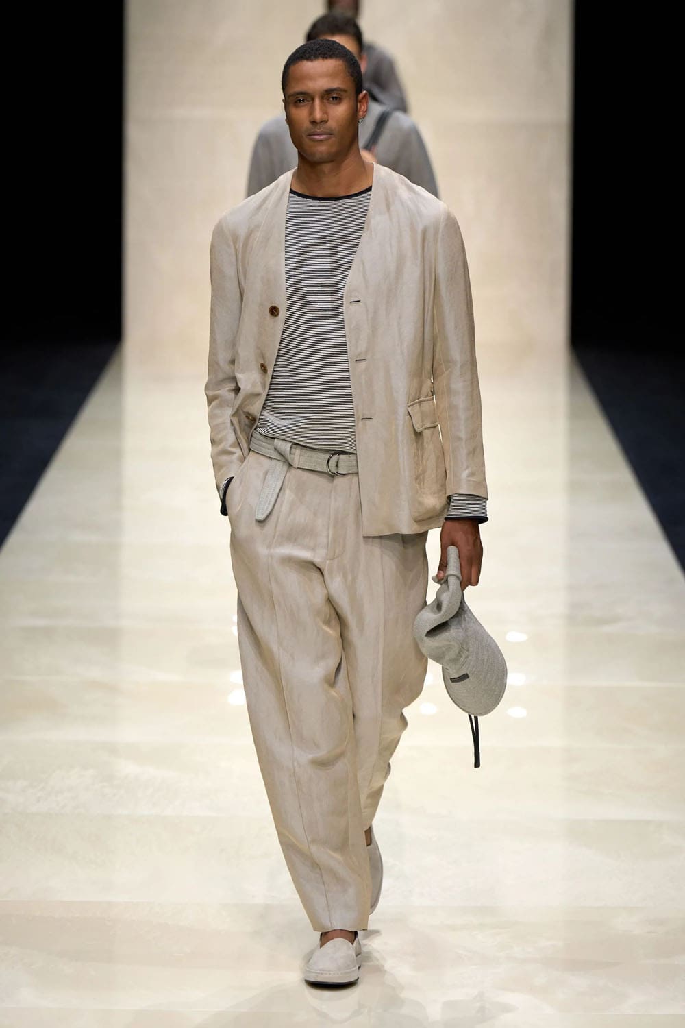 Giorgio Armani Men Spring Summer 2025 Runway Magazine (11)