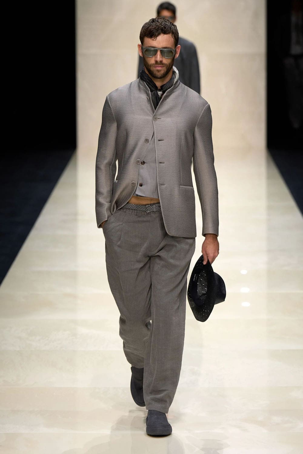 Giorgio Armani Men Spring Summer 2025 Runway Magazine (14)