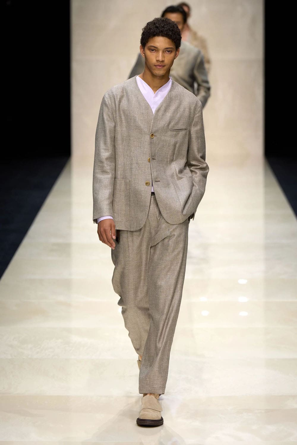 Giorgio Armani Men Spring Summer 2025 Runway Magazine (23)