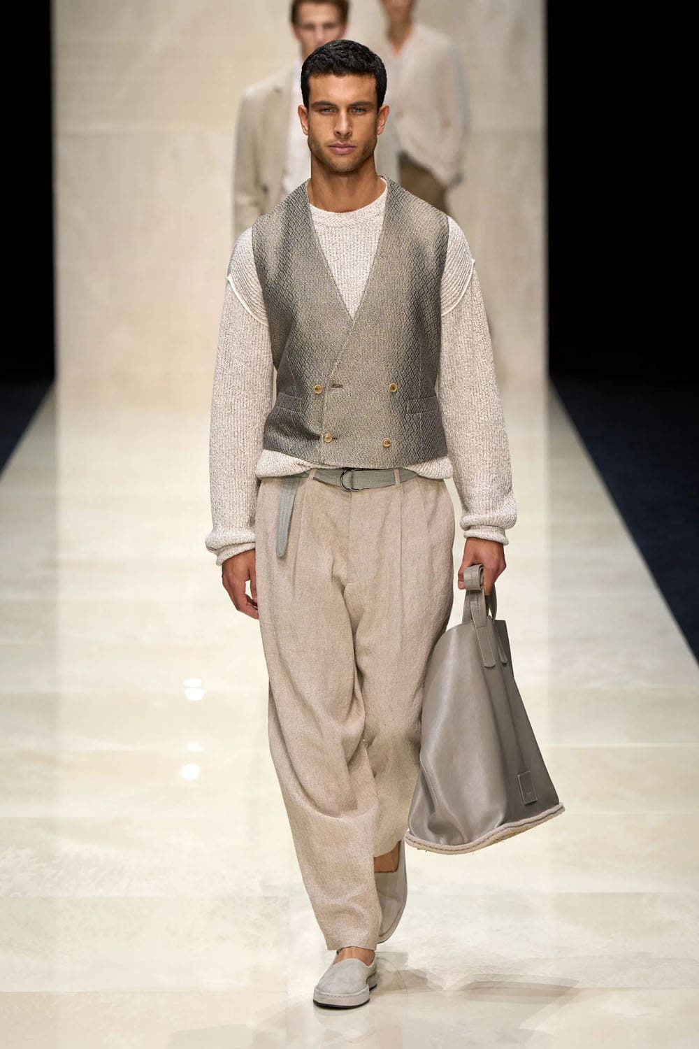 Giorgio Armani Men Spring Summer 2025 Runway Magazine (27)