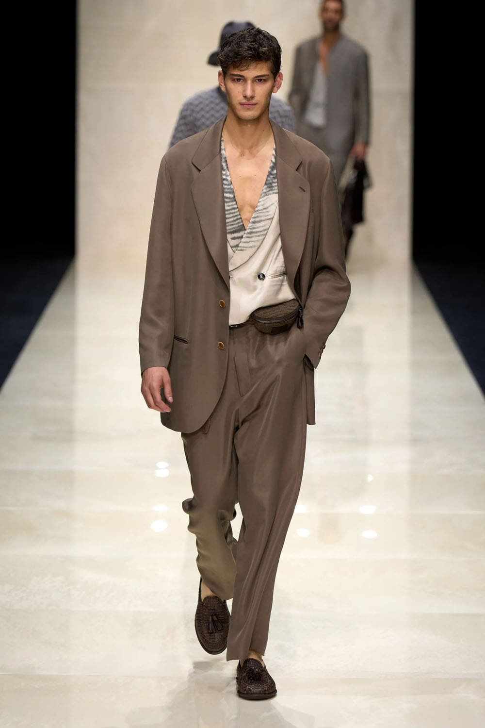 Giorgio Armani Men Spring Summer 2025 Runway Magazine (38)