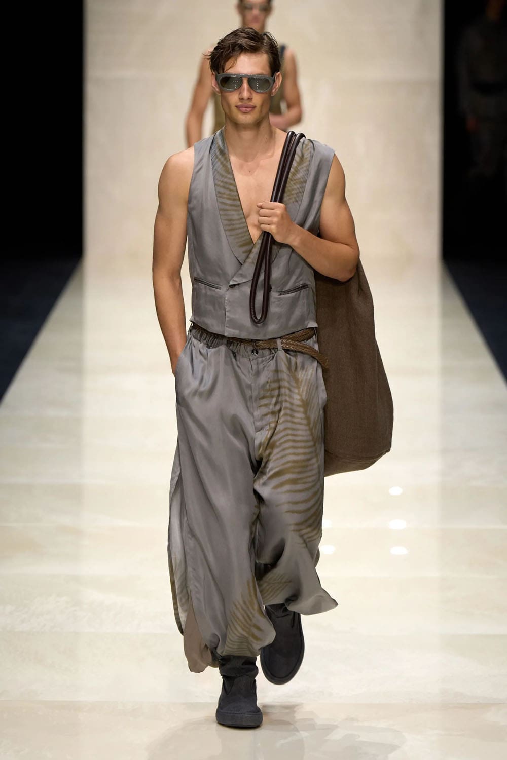 Giorgio Armani Men Spring Summer 2025 Runway Magazine (46)