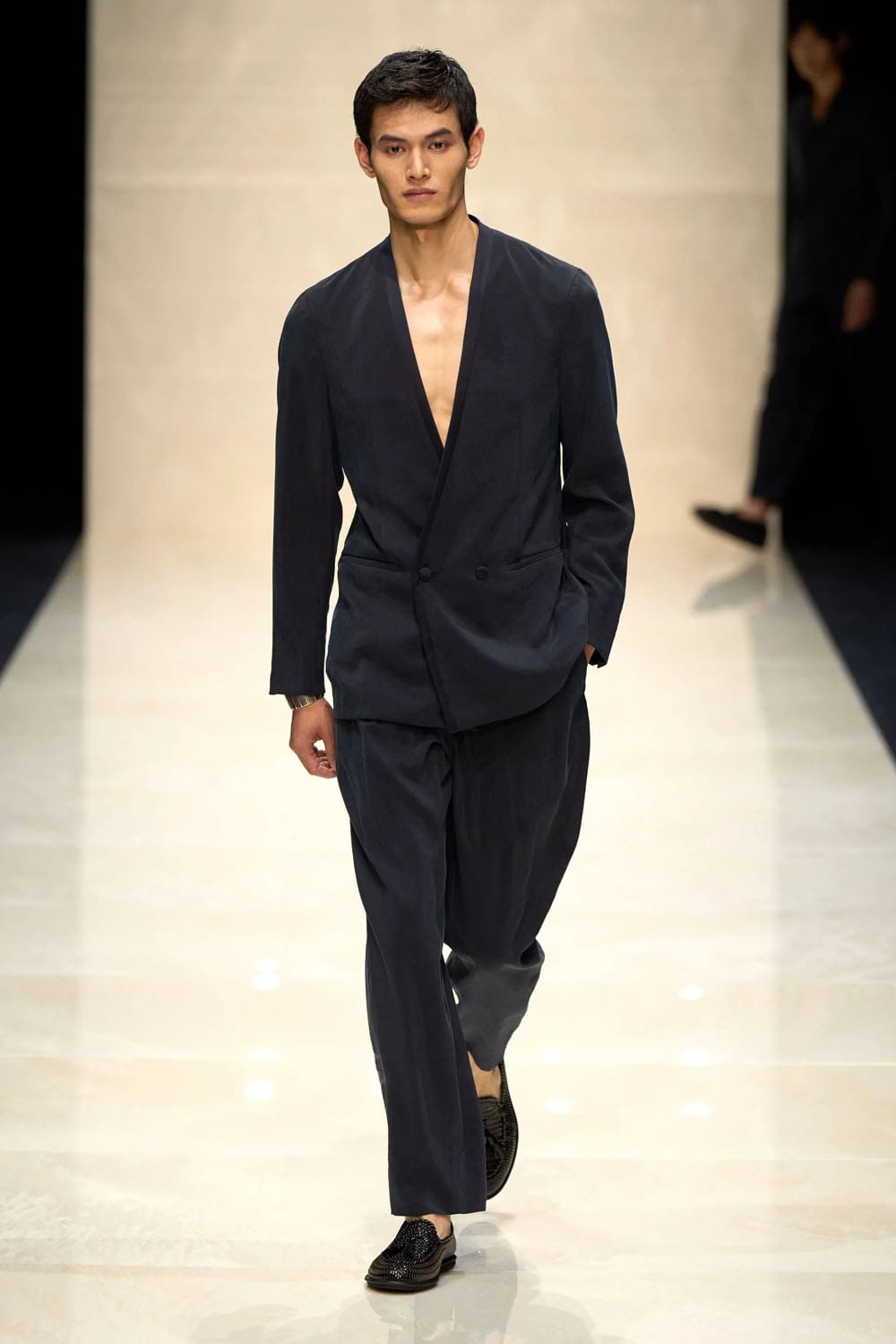 Giorgio Armani Men Spring Summer 2025 Runway Magazine (91)