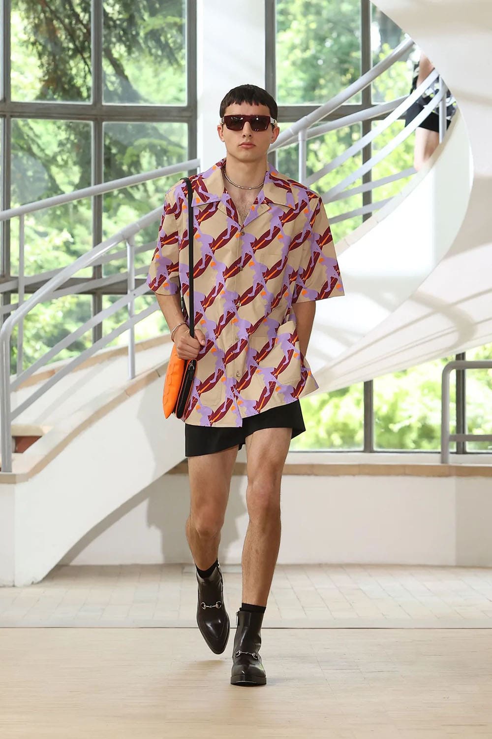 Gucci Primavera Verão 2025 Runway Revista (15)