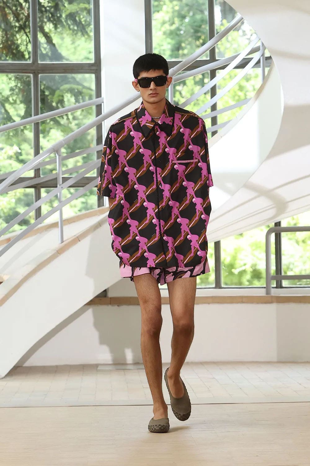 Gucci Primavera Verão 2025 Runway Revista (42)