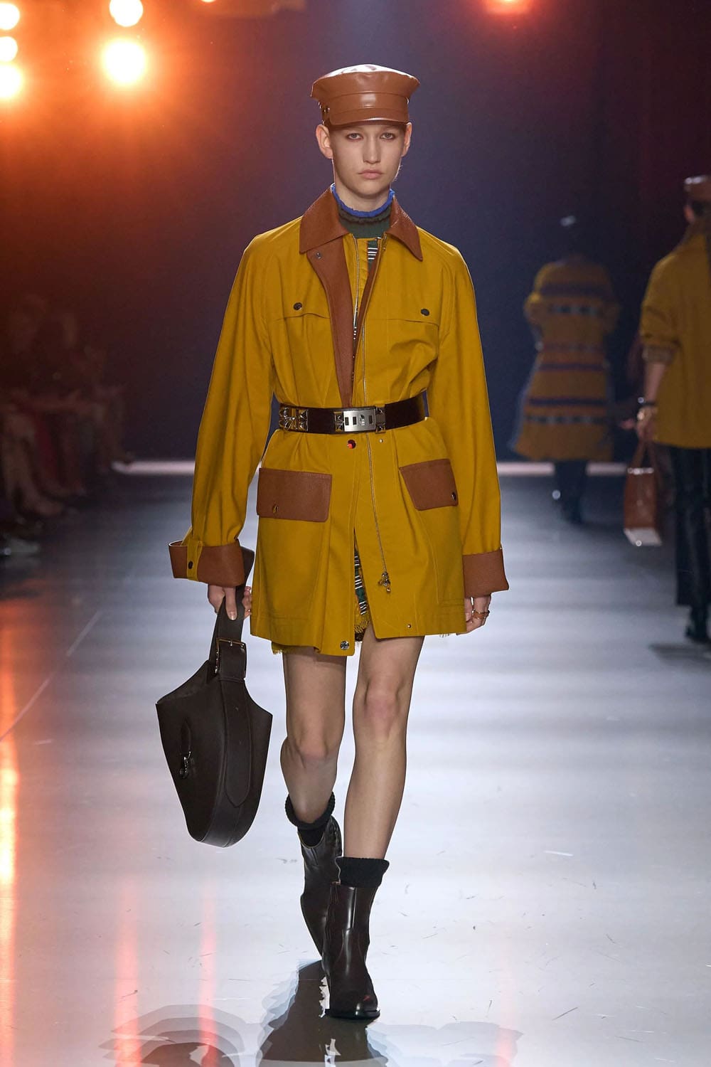 爱马仕 FW24 纽约 RUNWAY 杂志 (14)