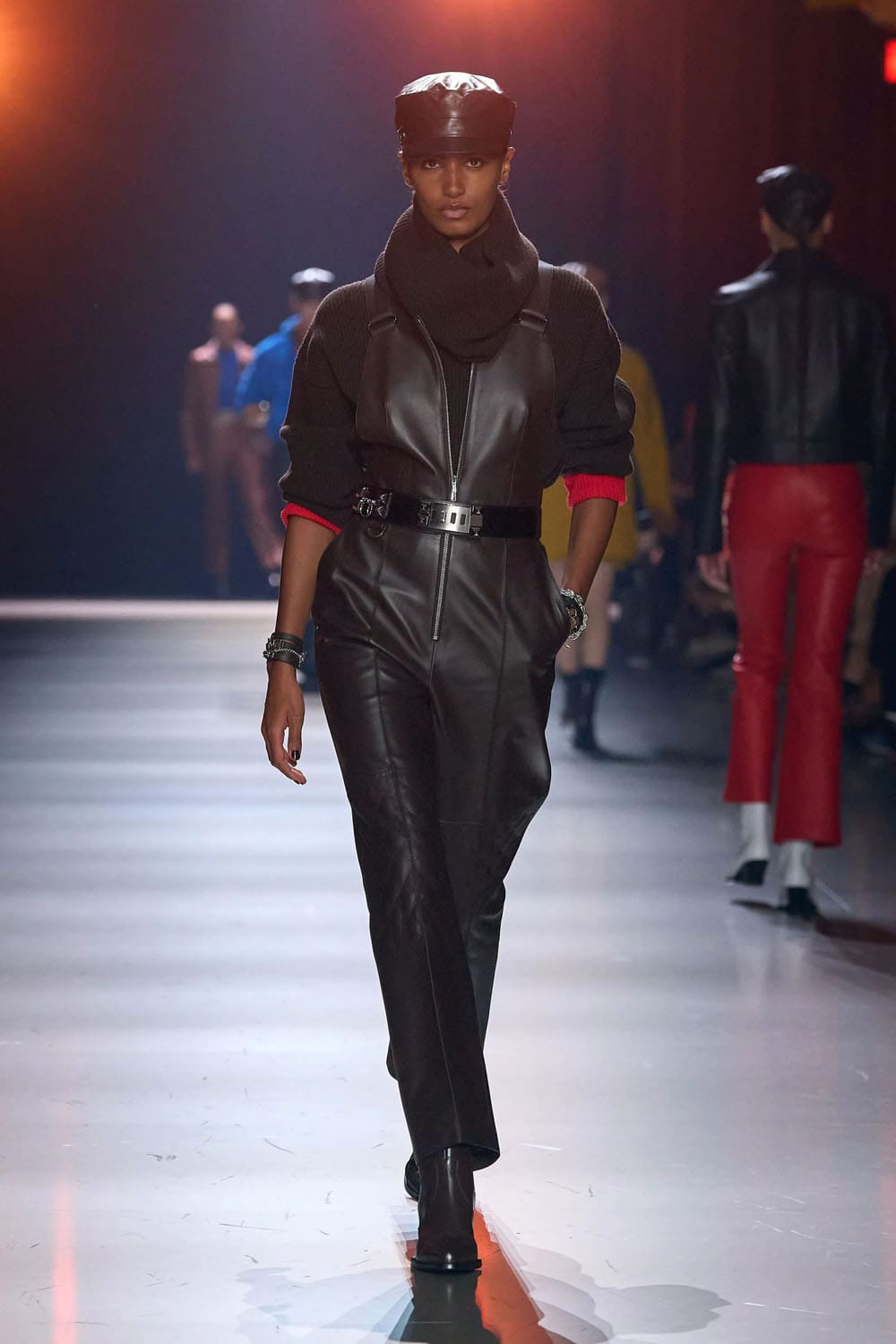 爱马仕 FW24 纽约 RUNWAY 杂志 (22)