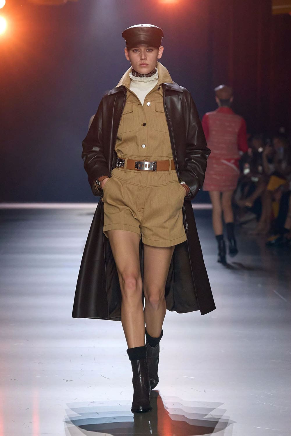 爱马仕 FW24 纽约 RUNWAY 杂志 (27)