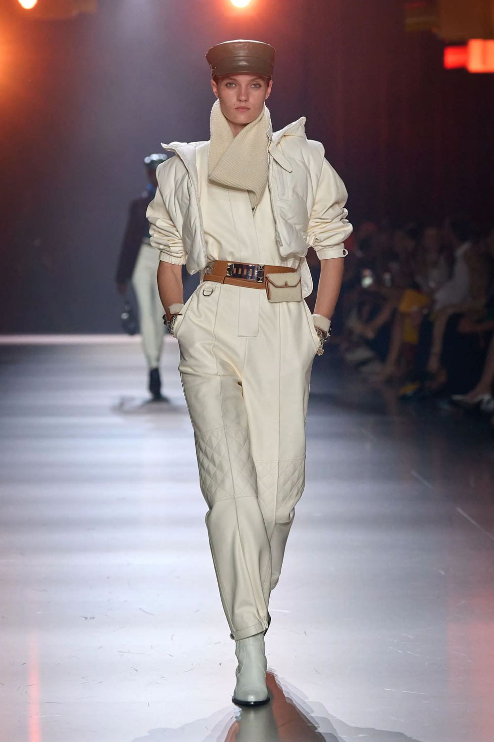 爱马仕 FW24 纽约 RUNWAY 杂志 (38)