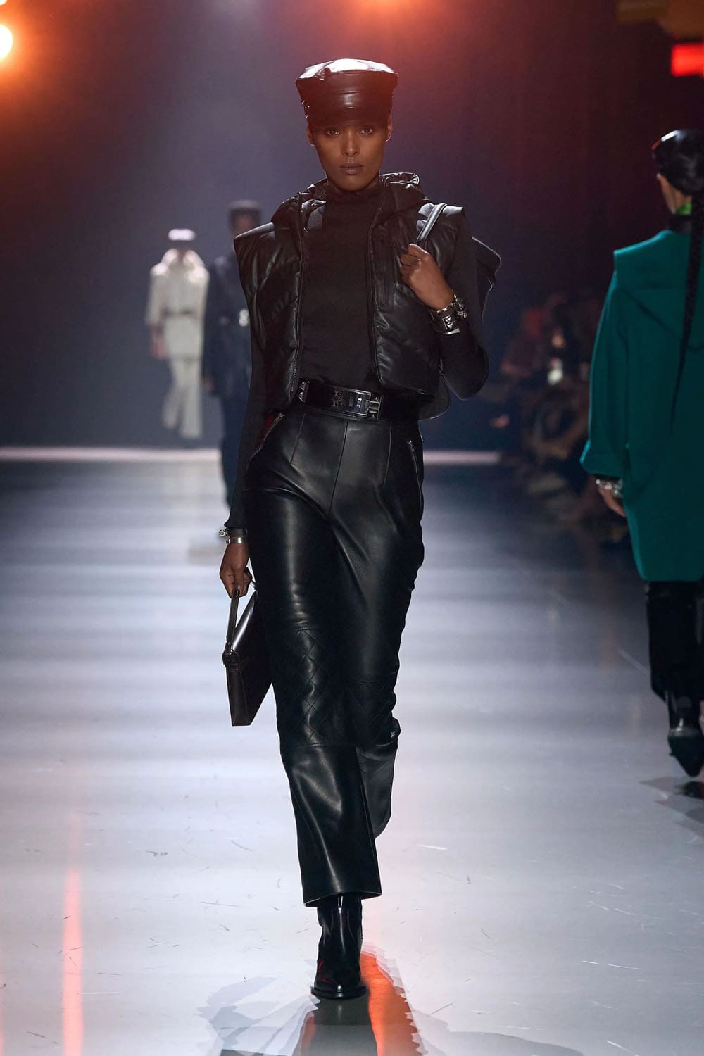 爱马仕 FW24 纽约 RUNWAY 杂志 (44)