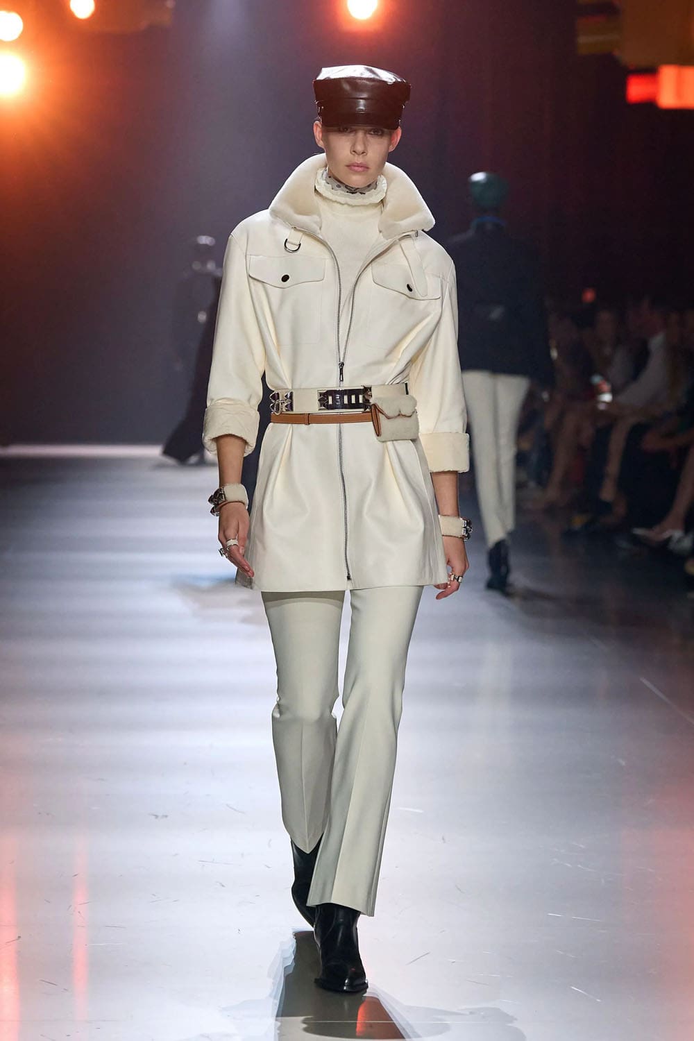 爱马仕 FW24 纽约 RUNWAY 杂志 (46)