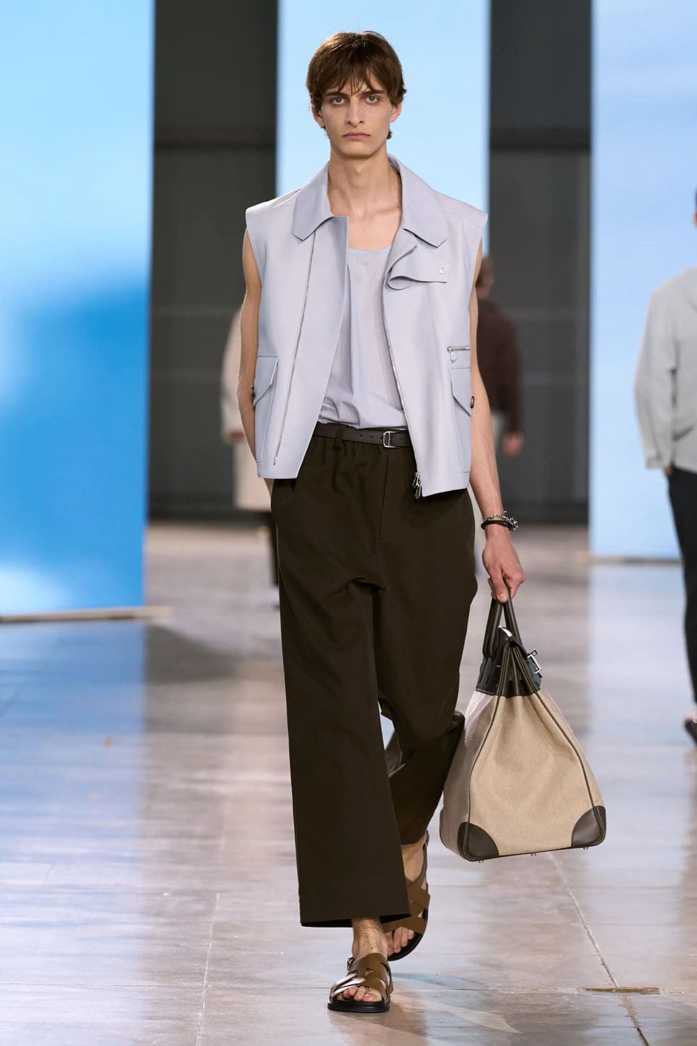 Hermes Spring Summer 2025 Men Runway Magazine (13)