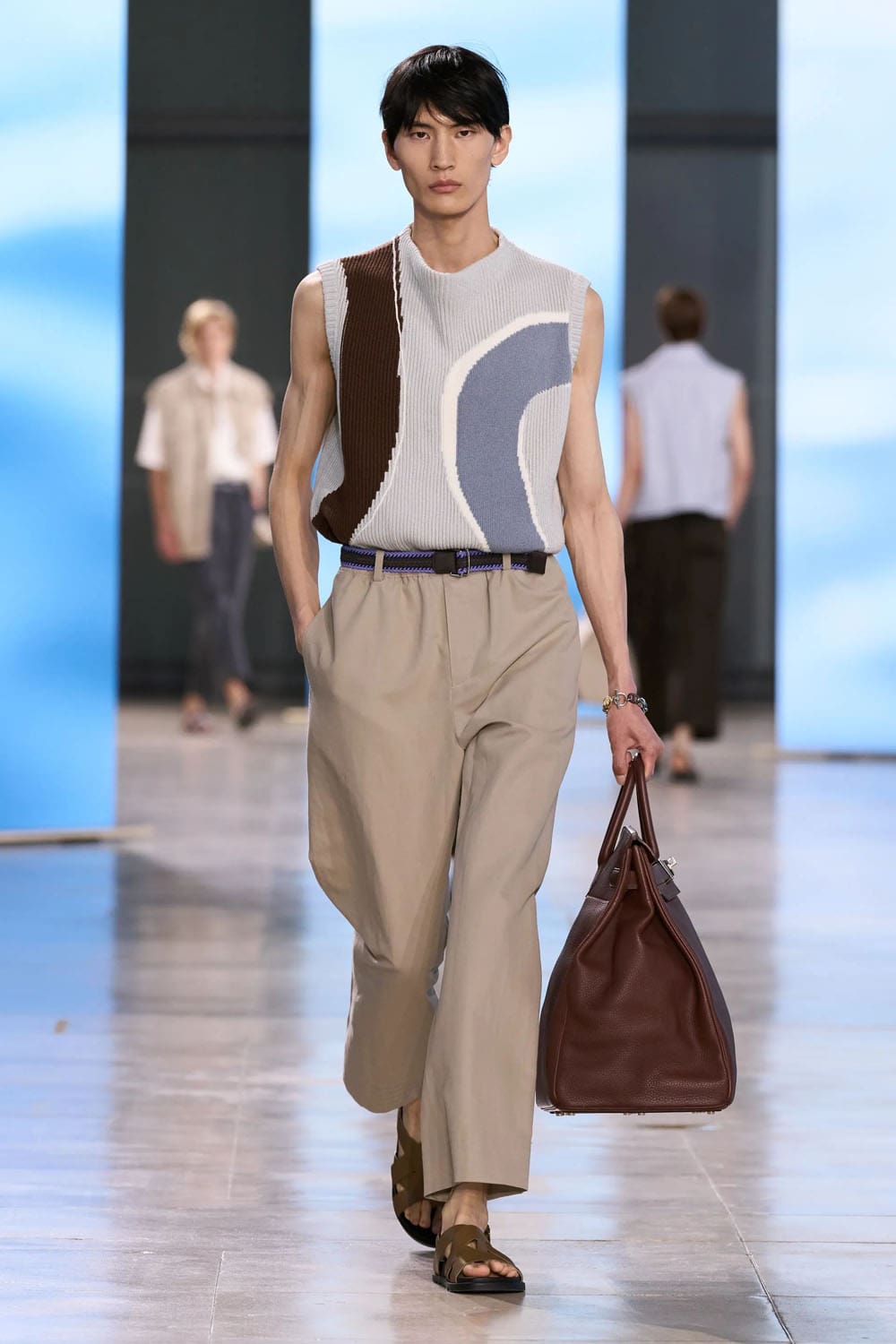 Hermes Spring Summer 2025 Men Runway Magazine (22)
