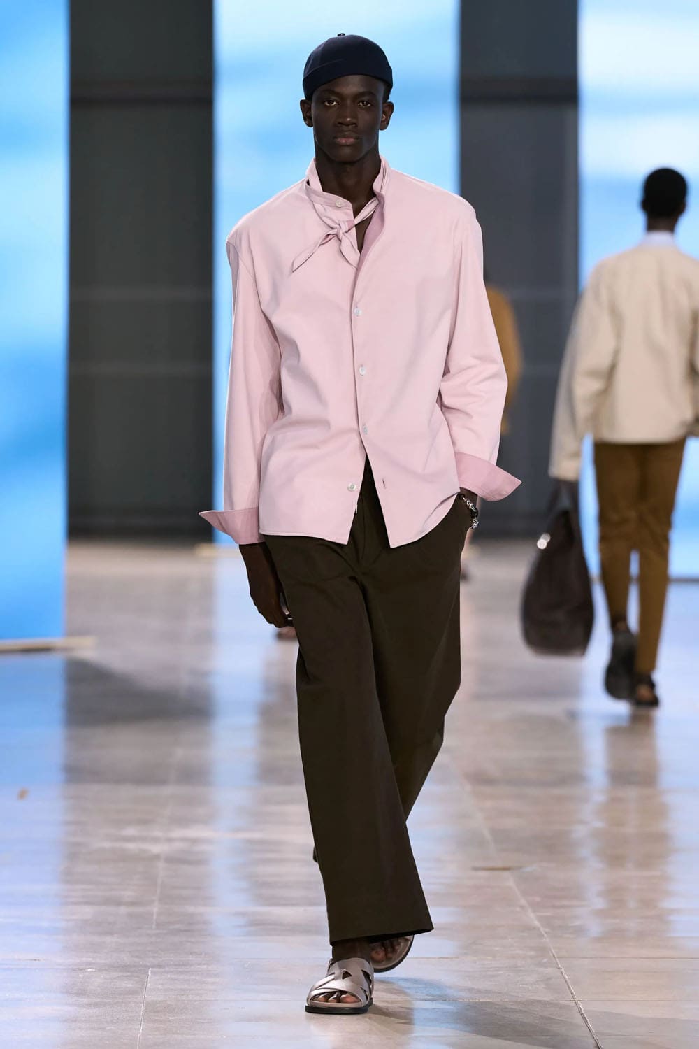 Hermes Spring Summer 2025 Men Runway Magazine (26)
