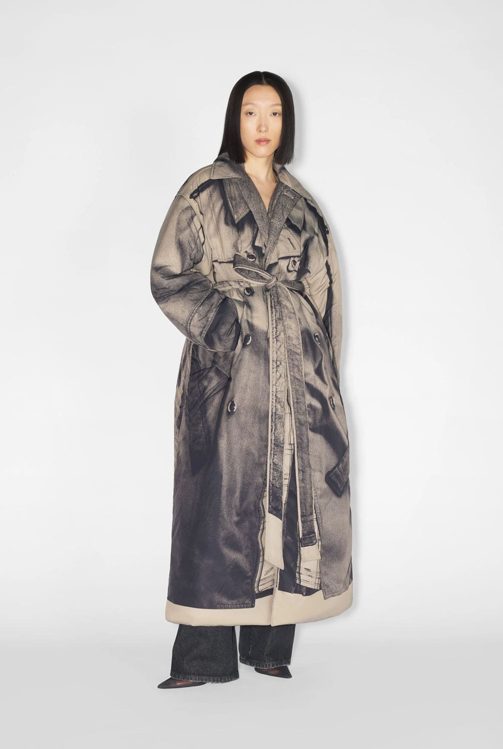 Jean Paul Gaultier Fashion Fiction Trompe L'Oeil RTW 2024 2025 01