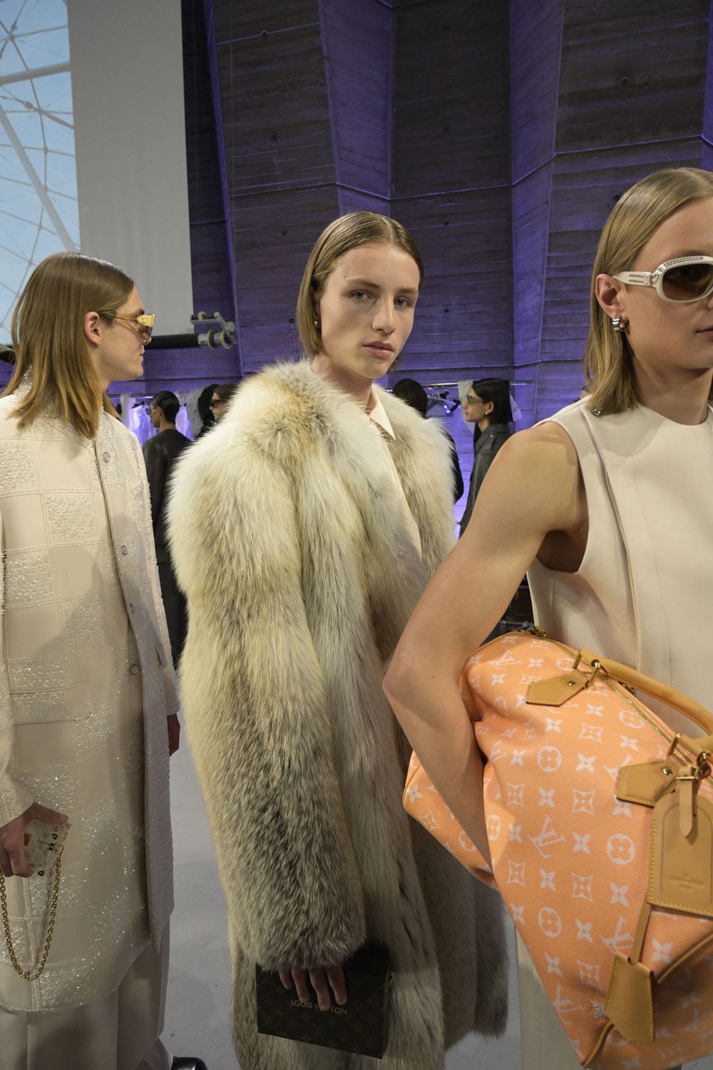 LOUIS VUITTON Backstage, Close Up, Bags Men Spring Summer 2025 Runway Magazine (12)