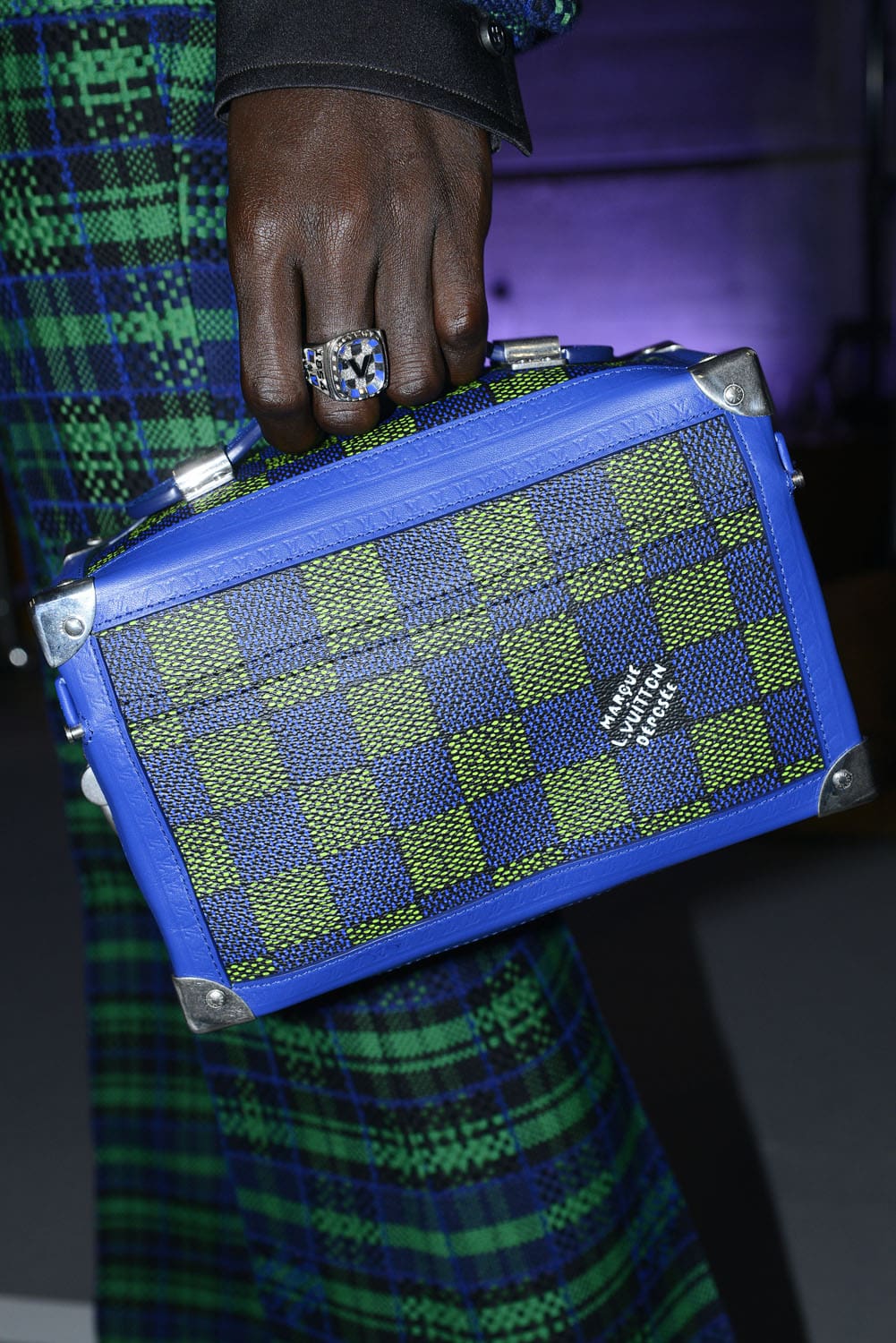 LOUIS VUITTON Backstage, Close Up, Bags Men Spring Summer 2025 Runway Magazine (7)