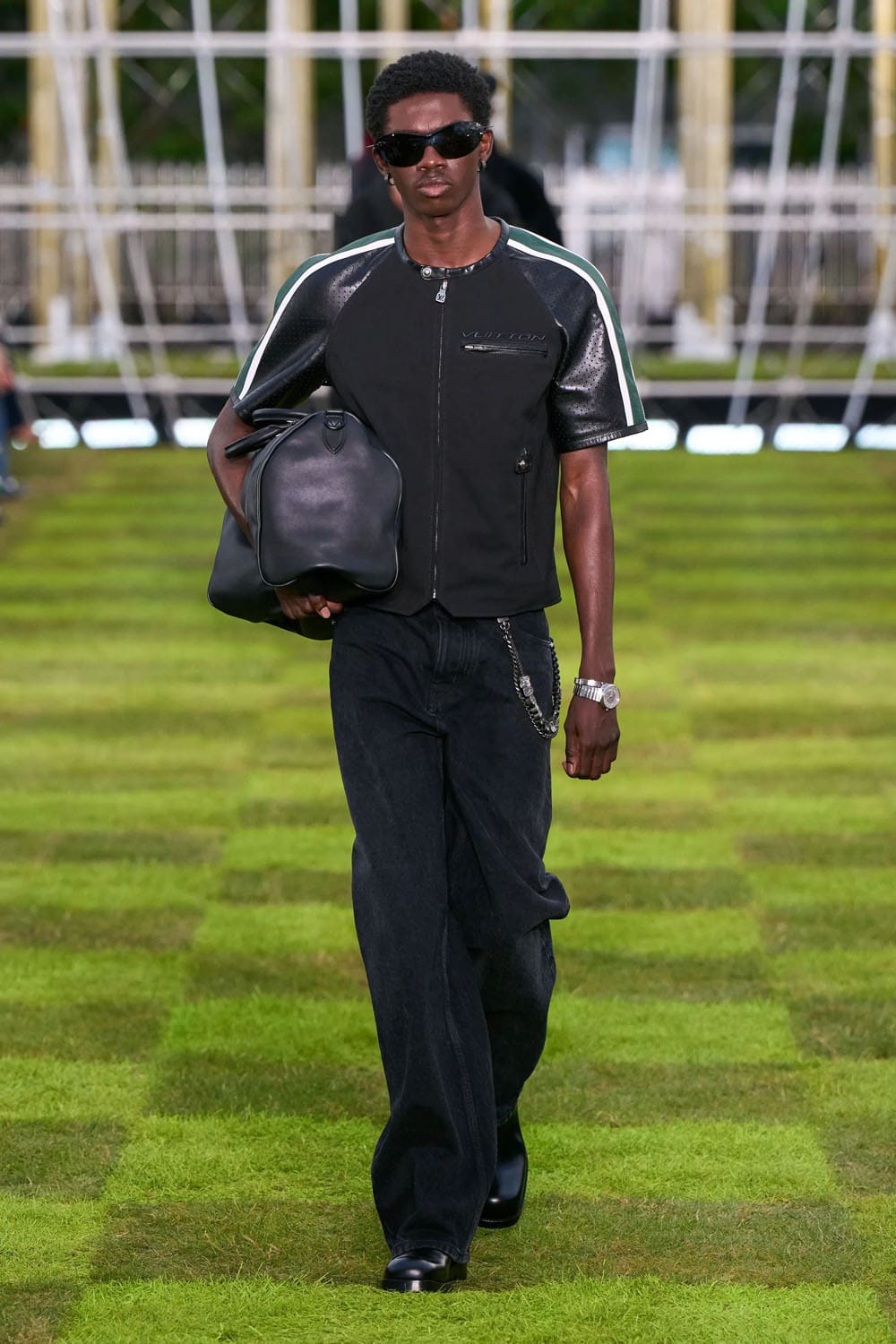 Louis Vuitton Menswear Spring Summer 2025 Runway Magazine (12)