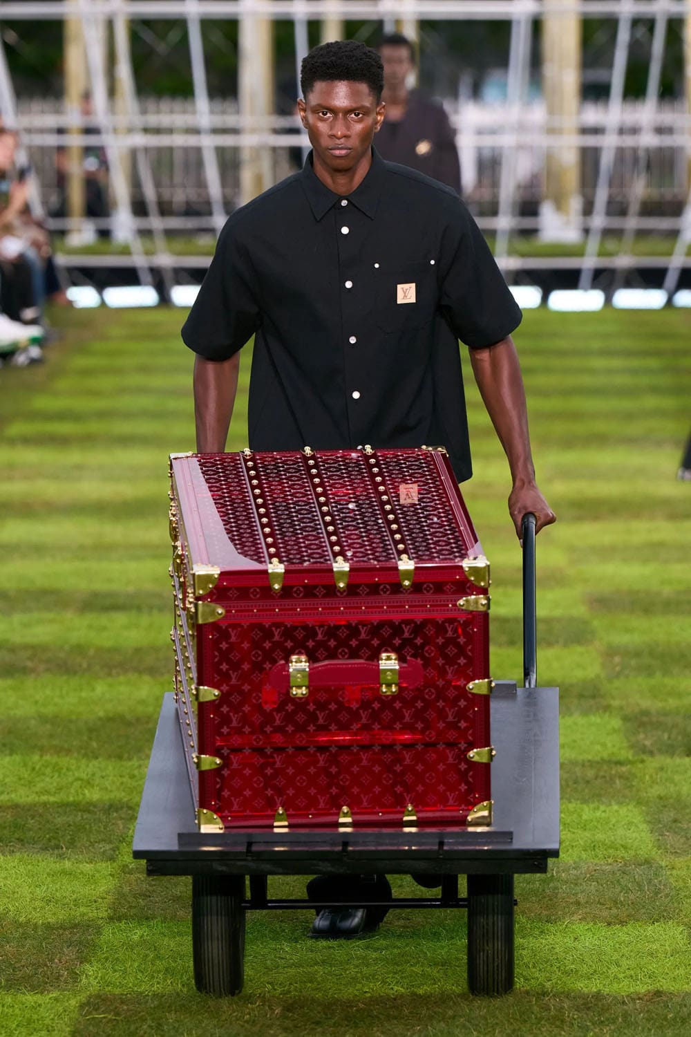 Louis Vuitton Menswear Spring Summer 2025 Runway Magazine (19)