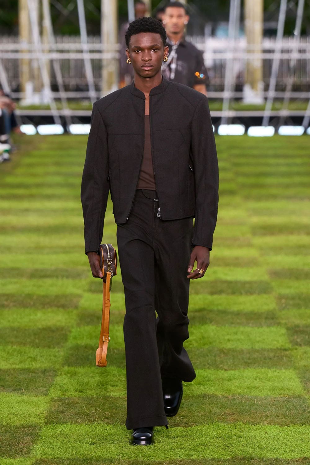 Louis Vuitton Menswear Spring Summer 2025 Runway Magazine (21)