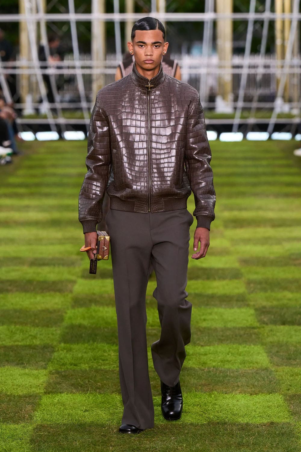 Louis Vuitton Menswear Spring Summer 2025 Runway Magazine (30)