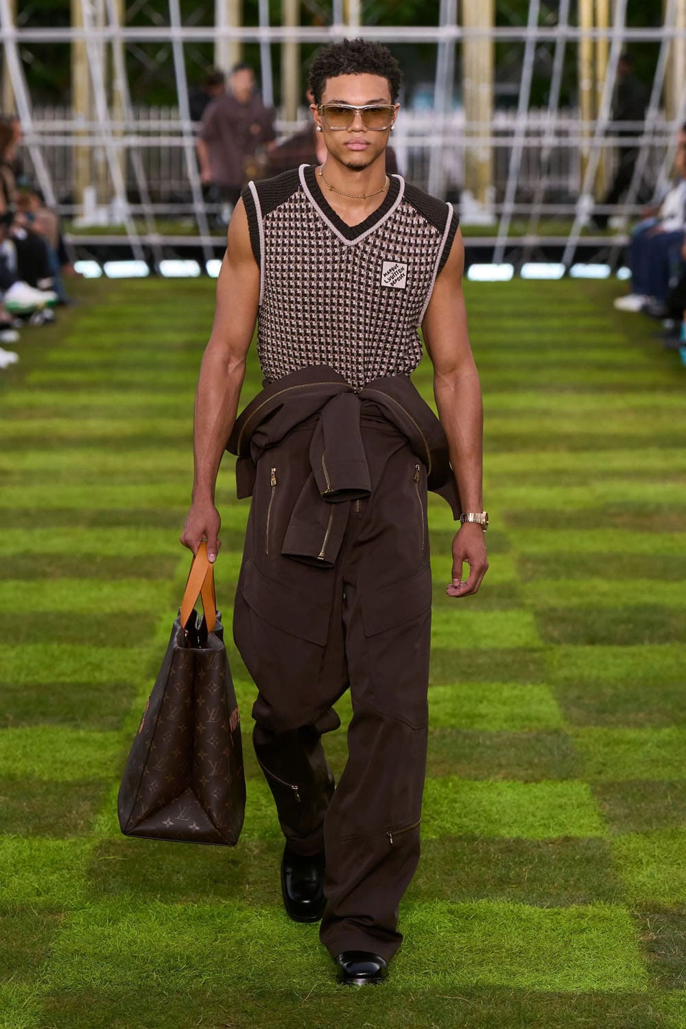 Louis Vuitton Menswear Spring Summer 2025 Runway Magazine (31)