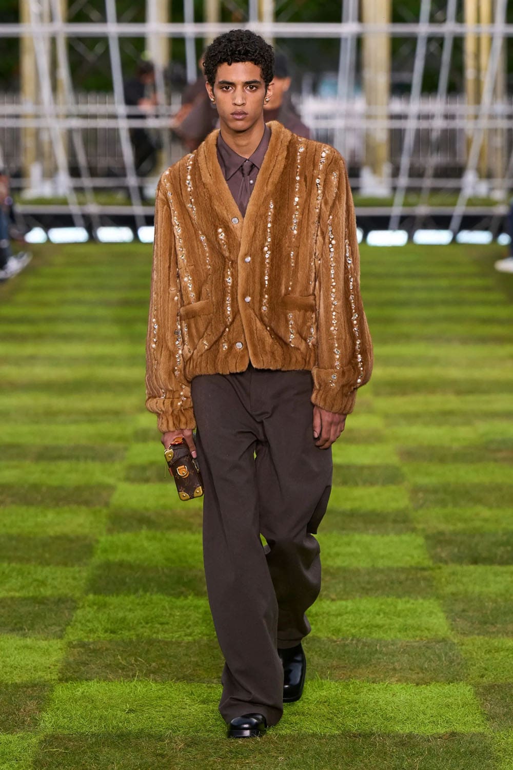 Louis Vuitton Menswear Spring Summer 2025 Runway Magazine (35)
