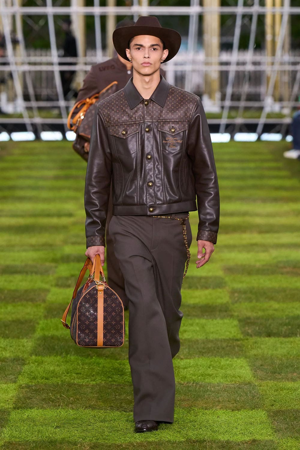 Louis Vuitton Menswear Spring Summer 2025 Runway Magazine (37)
