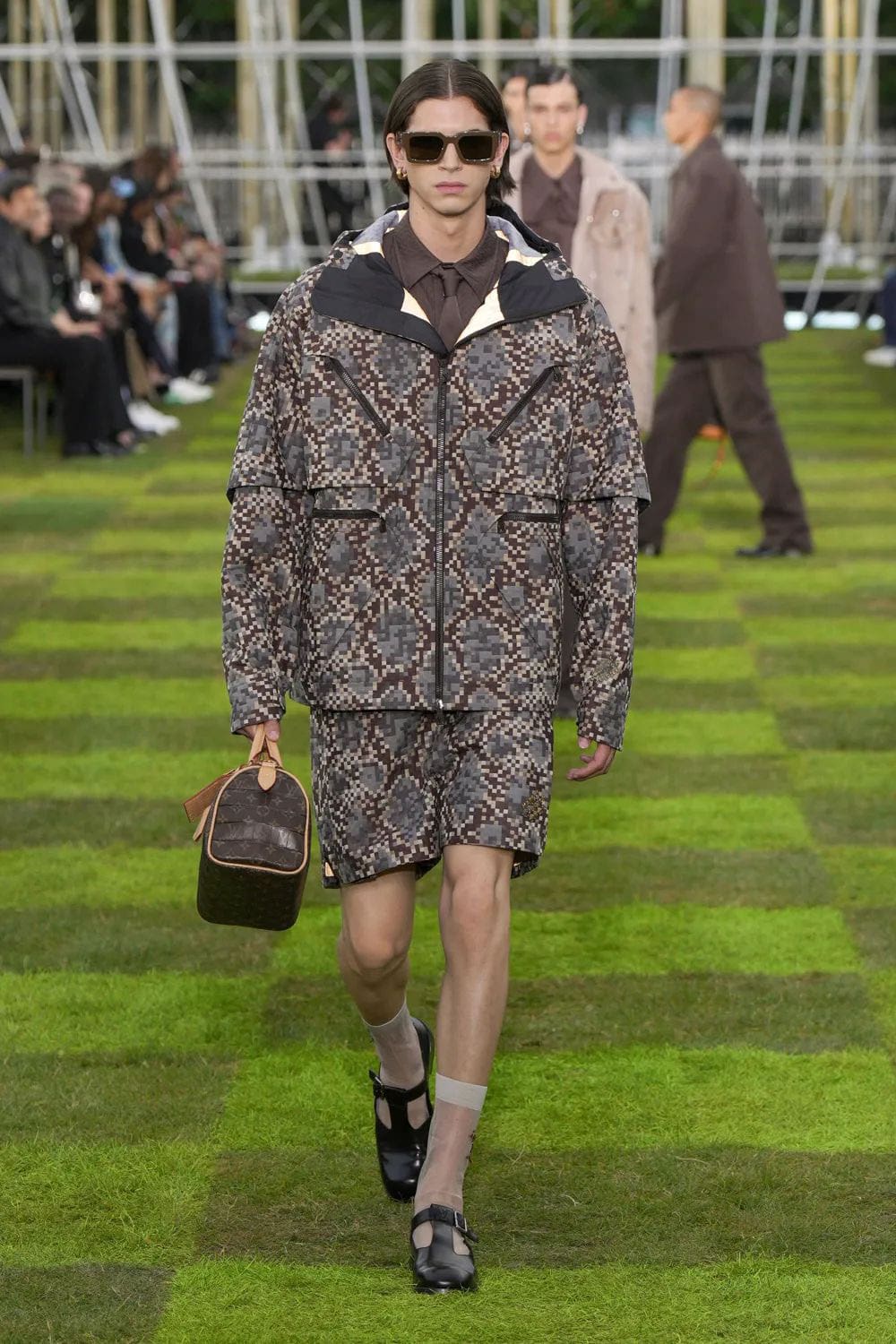 Louis Vuitton Menswear Spring Summer 2025 Runway Magazine (41)