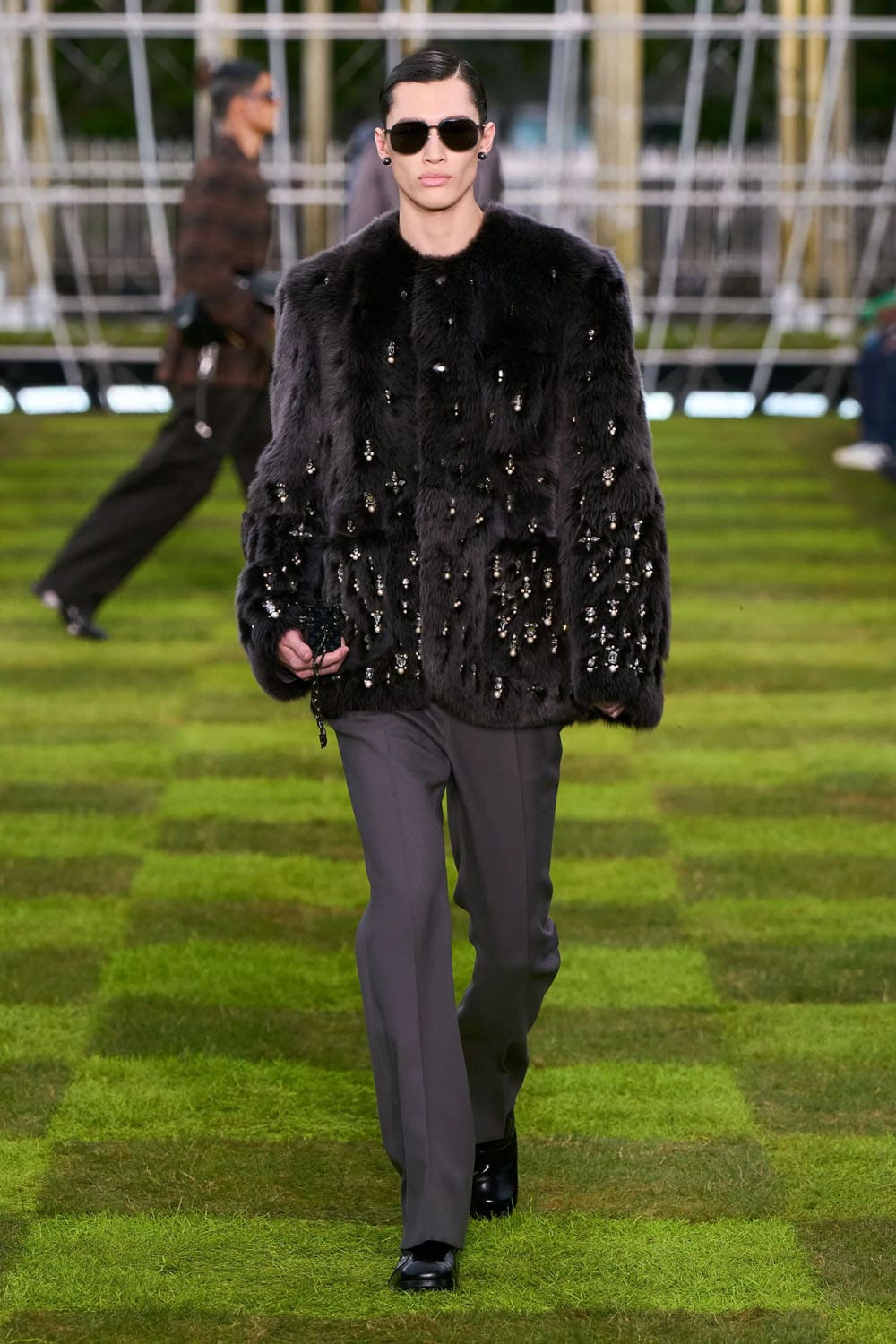 Louis Vuitton Menswear Spring Summer 2025 Runway Magazine (46)