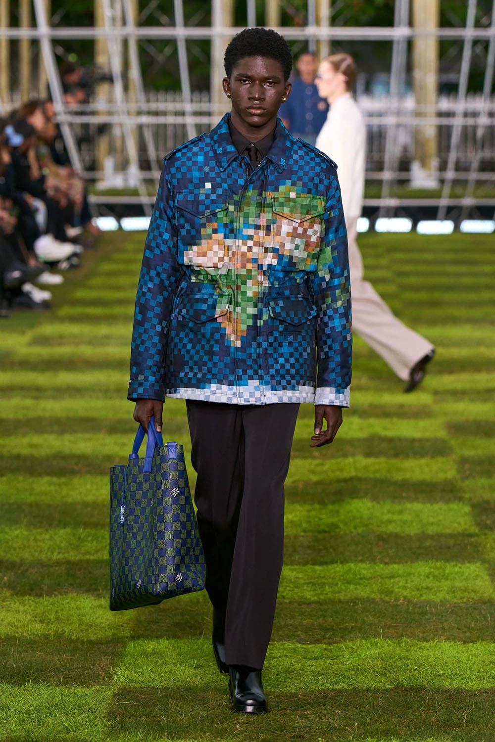 Louis Vuitton Menswear Spring Summer 2025 Runway Magazine (71)