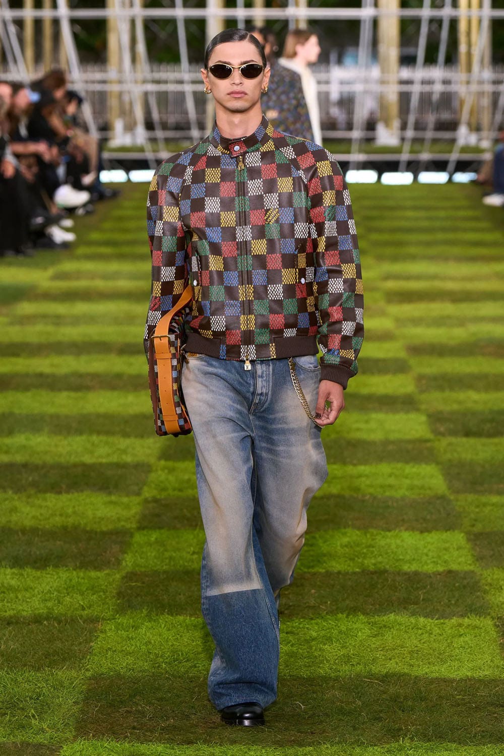 Louis Vuitton Menswear Spring Summer 2025 Runway Magazine (79)