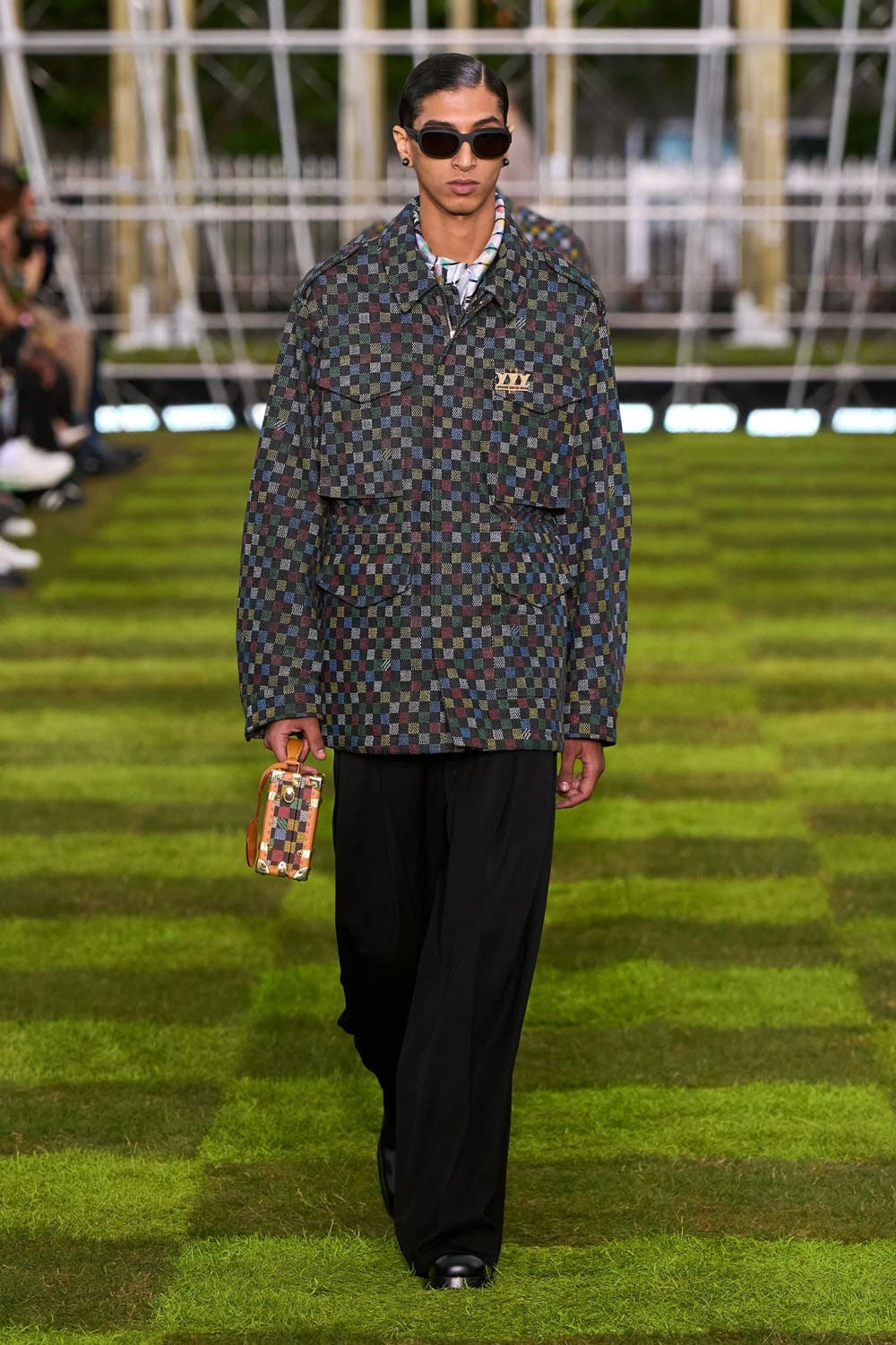 Louis Vuitton Menswear Spring Summer 2025 Runway Magazine (80)