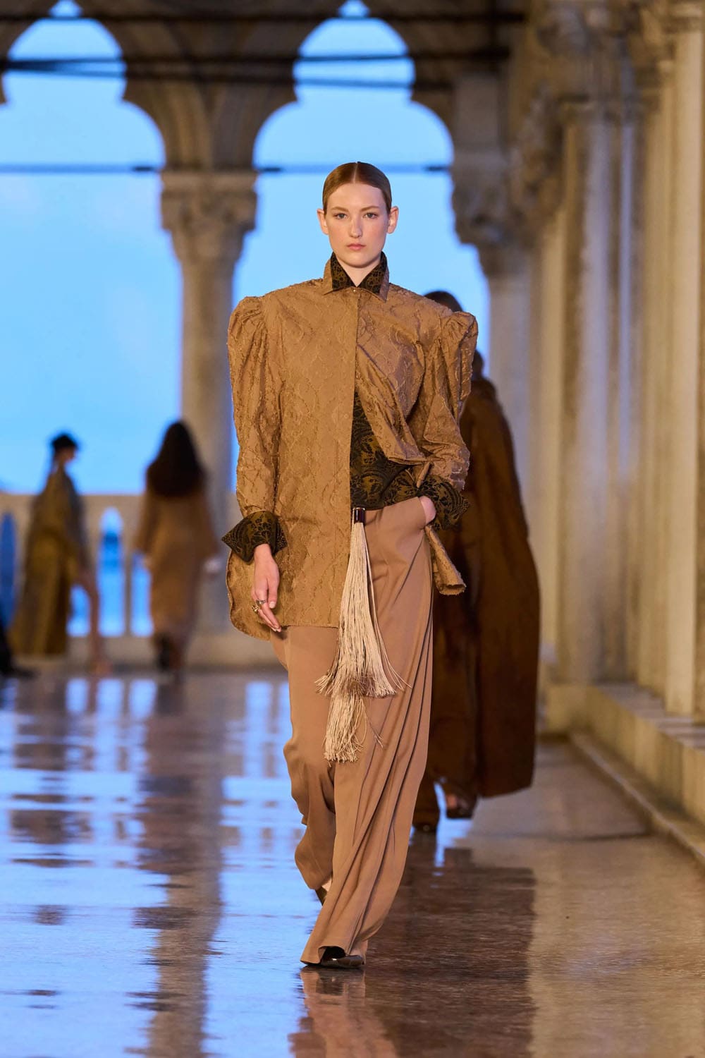 Max Mara Resort 2025 Runway Magazine (32)