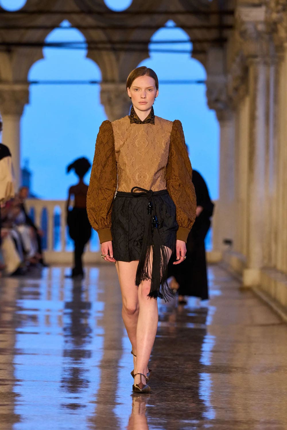 Max Mara Resort 2025 Runway Magazine (48)
